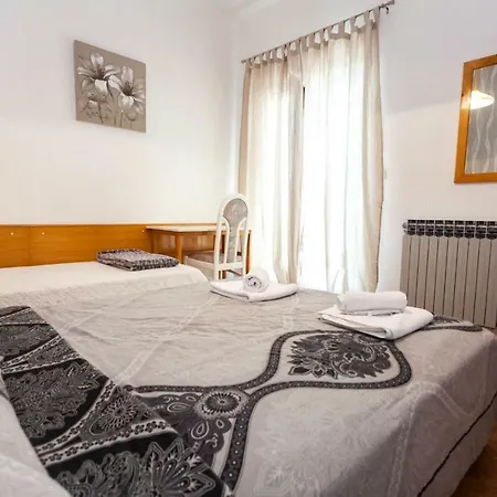 Apartament & Diana *